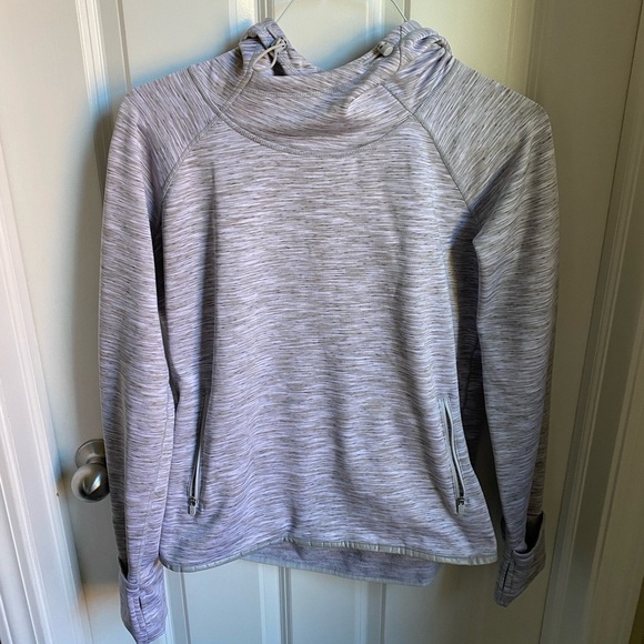 GAP Tops - Gap Fit Women’s Athletic Hoodie